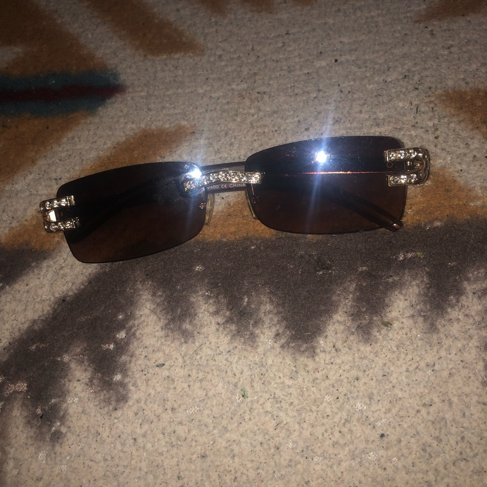 Gold 14kt chain broken clip on piece & gold black brown lens designer frames